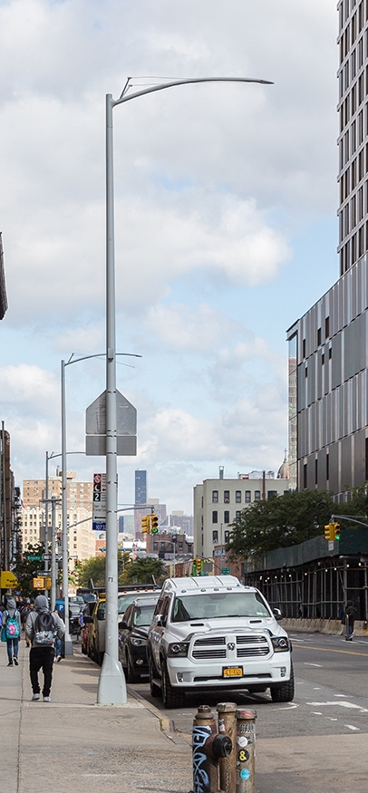 pedestrian light pole