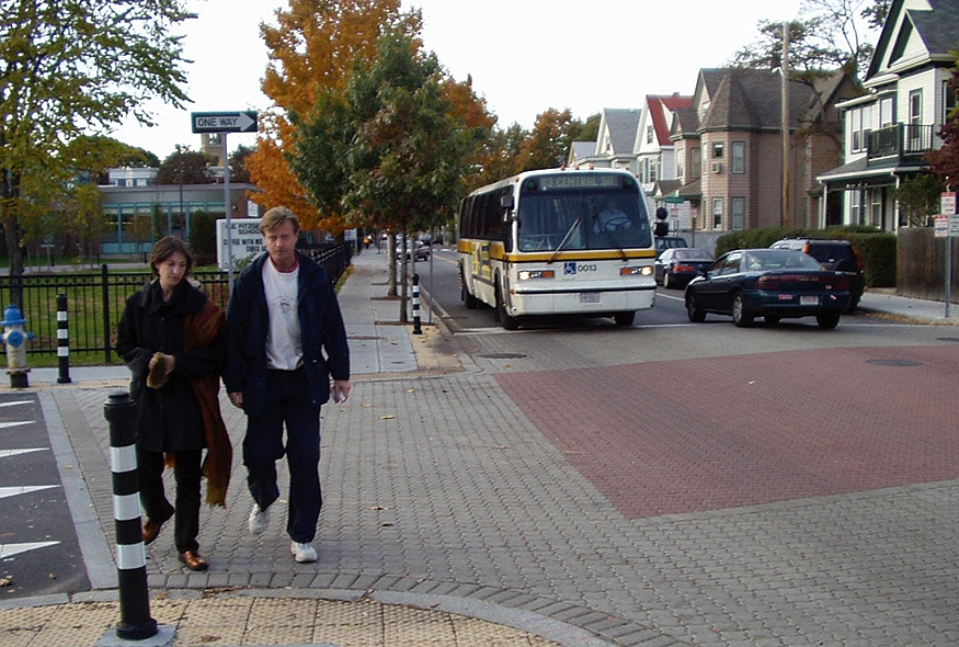 Pedestrian crossing rules: raised traffic island