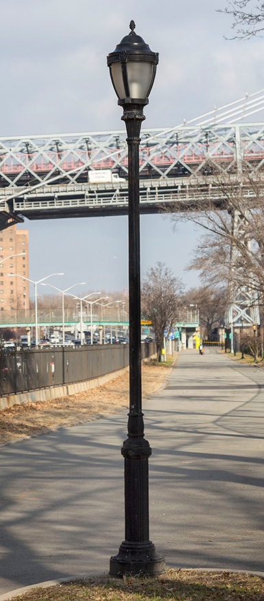 pedestrian light pole