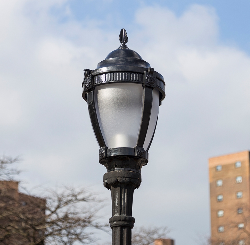 pedestrian light pole